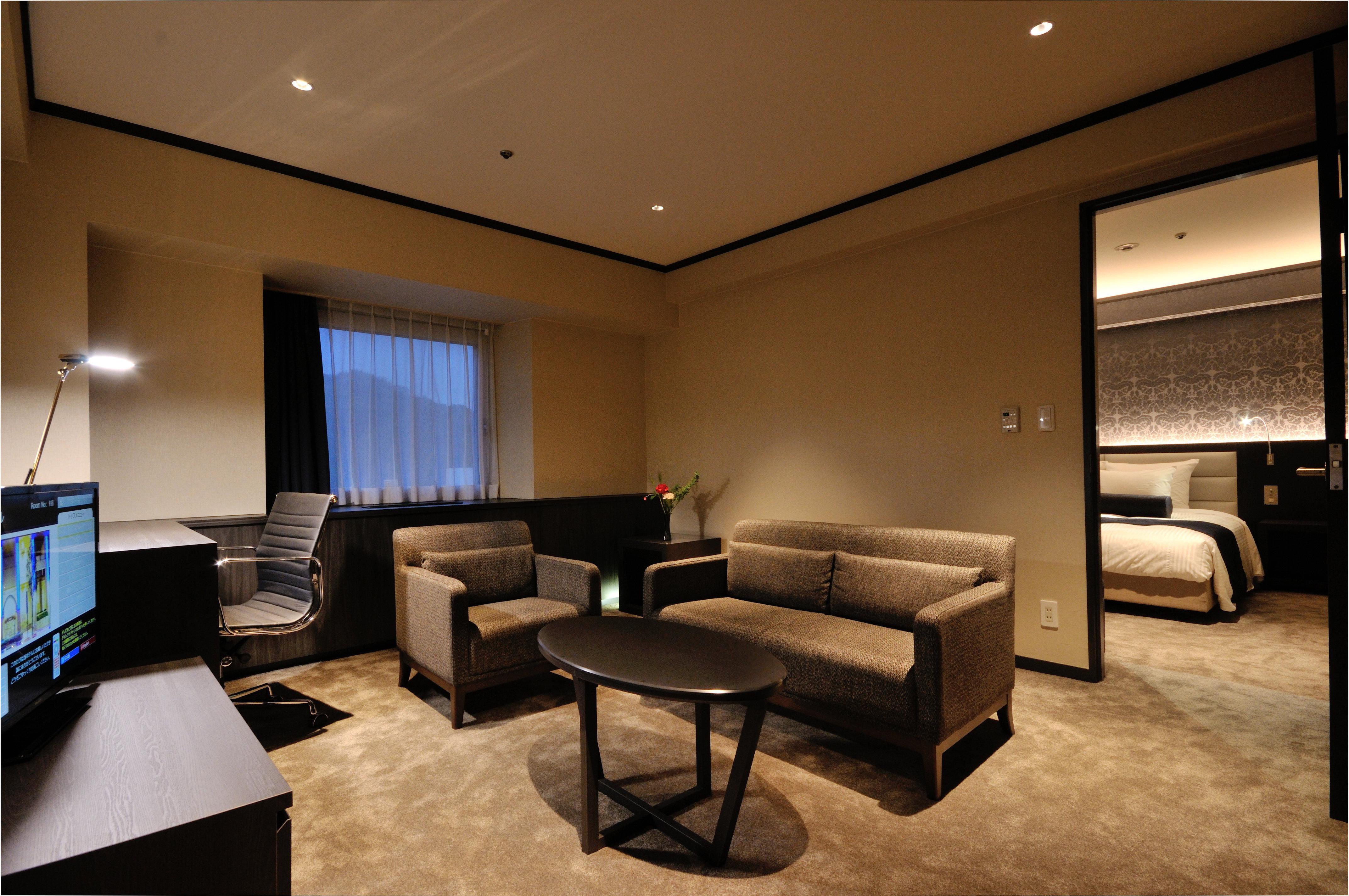 Ana Crowne Plaza Matsuyama By Ihg Hotel Екстериор снимка