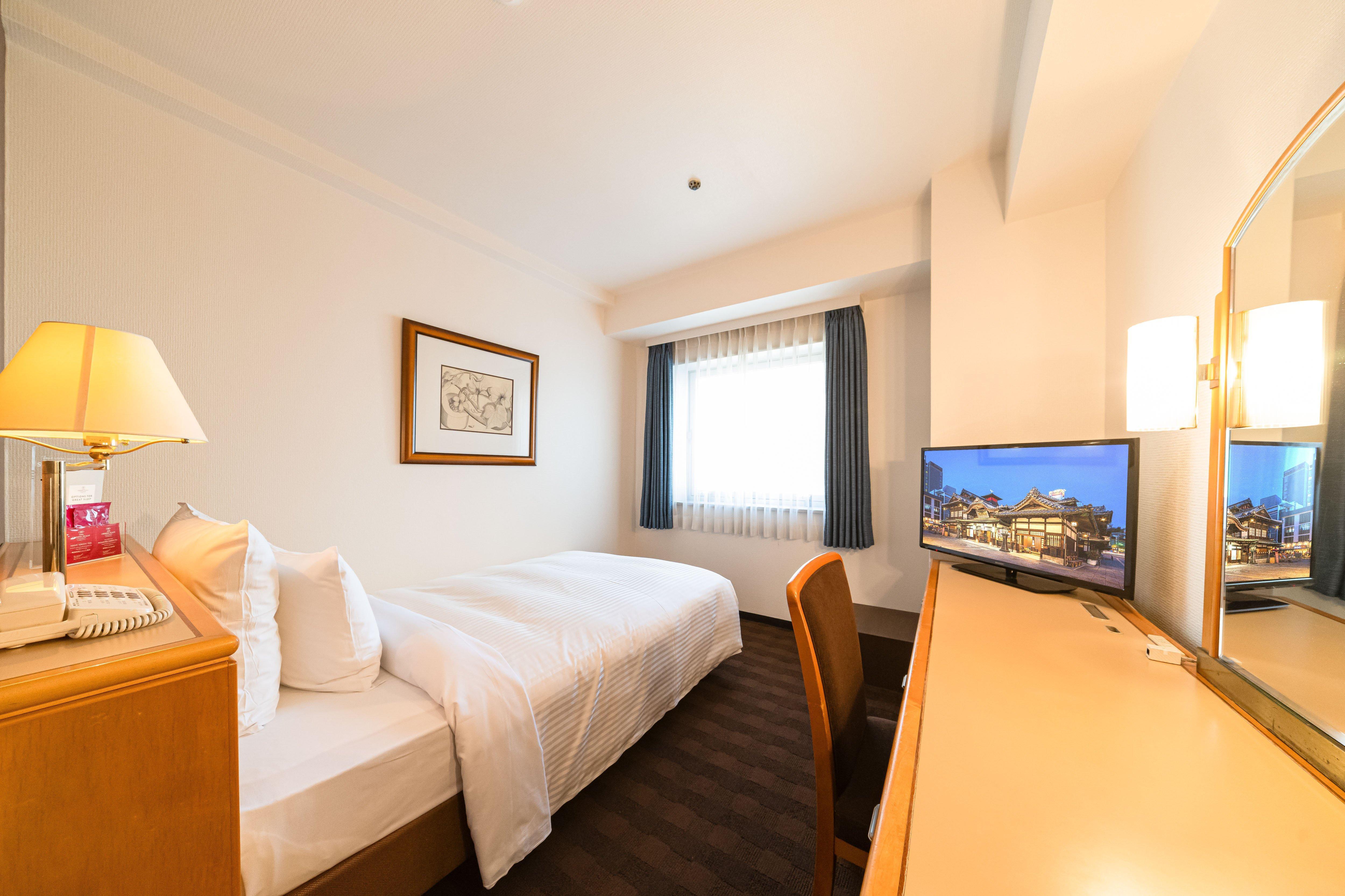 Ana Crowne Plaza Matsuyama By Ihg Hotel Екстериор снимка