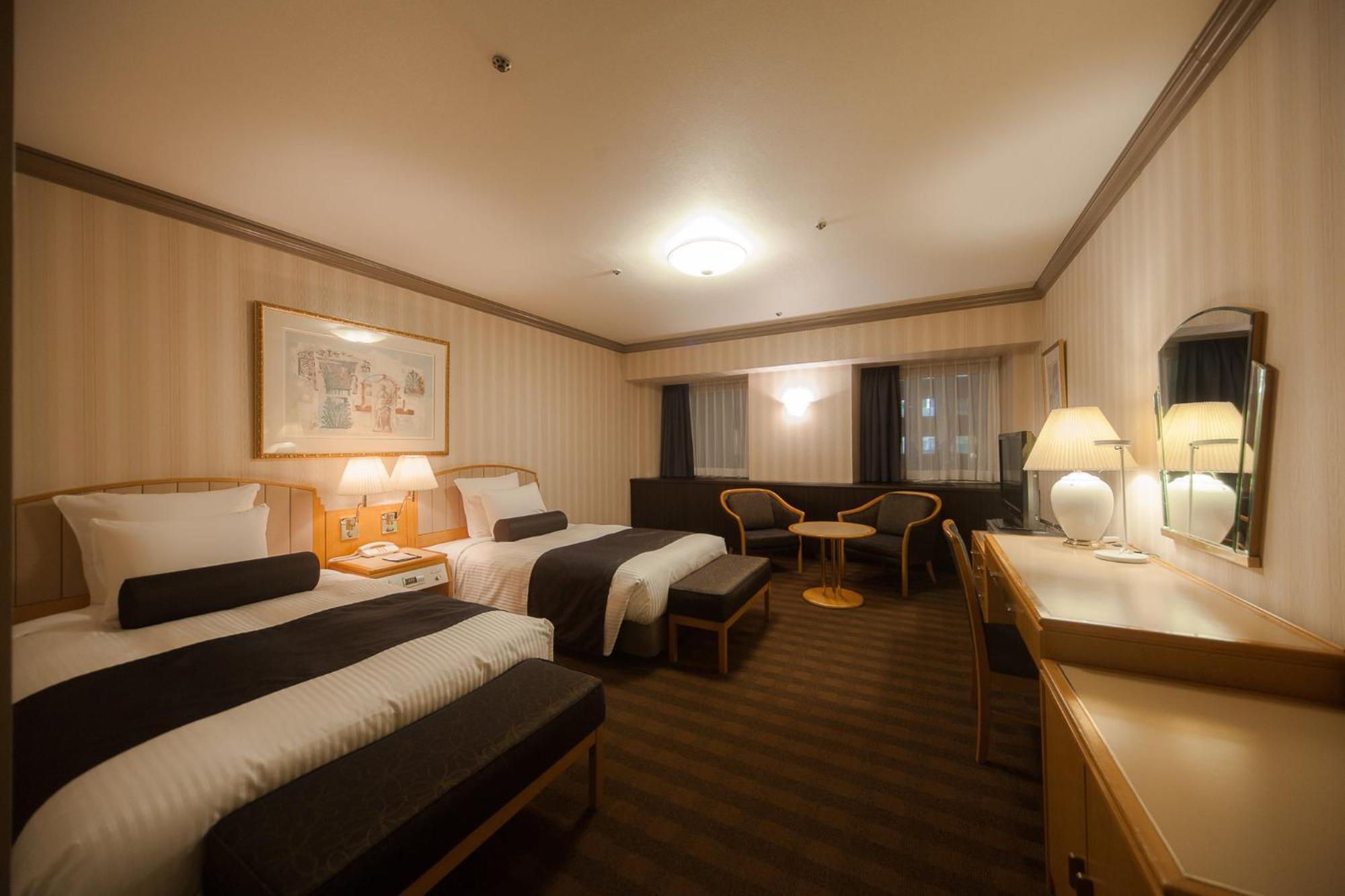 Ana Crowne Plaza Matsuyama By Ihg Hotel Екстериор снимка