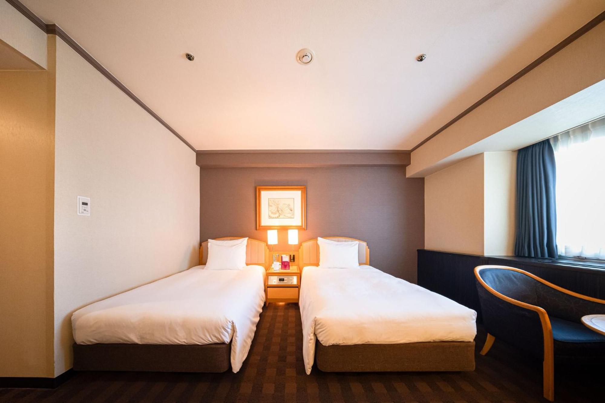 Ana Crowne Plaza Matsuyama By Ihg Hotel Екстериор снимка