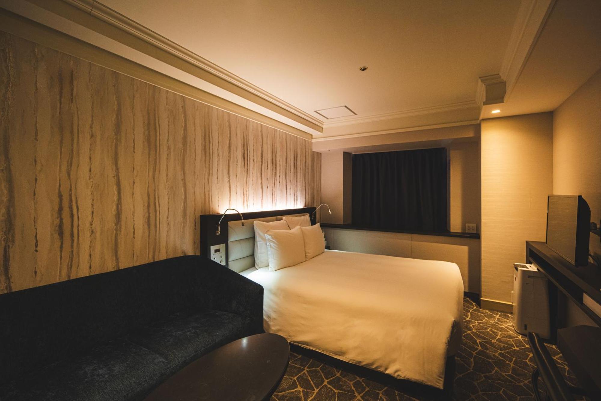 Ana Crowne Plaza Matsuyama By Ihg Hotel Екстериор снимка