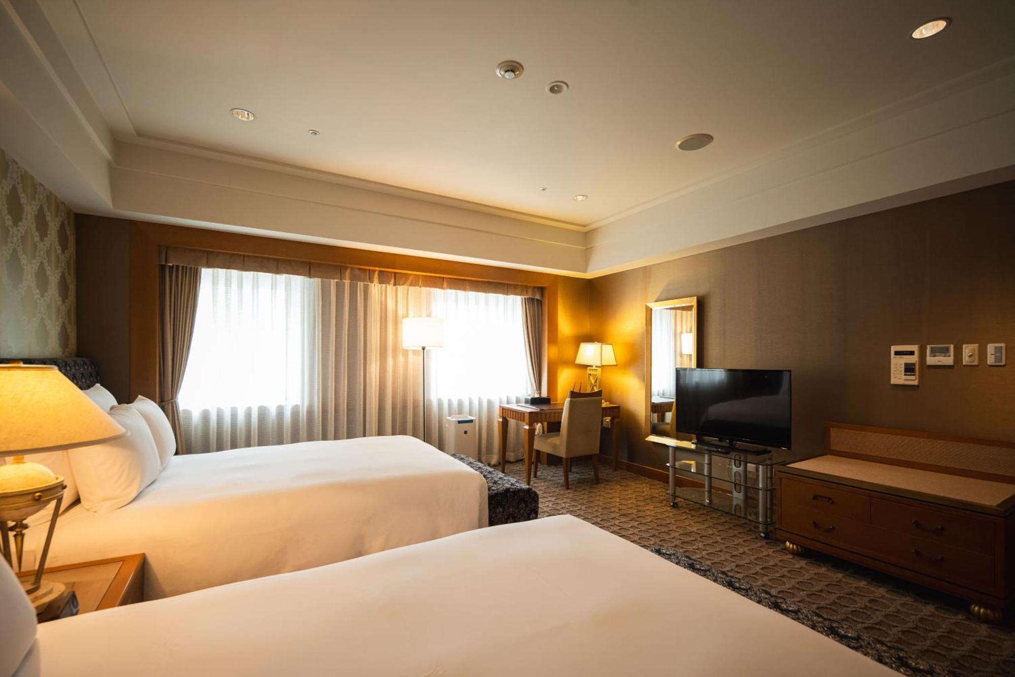 Ana Crowne Plaza Matsuyama By Ihg Hotel Екстериор снимка