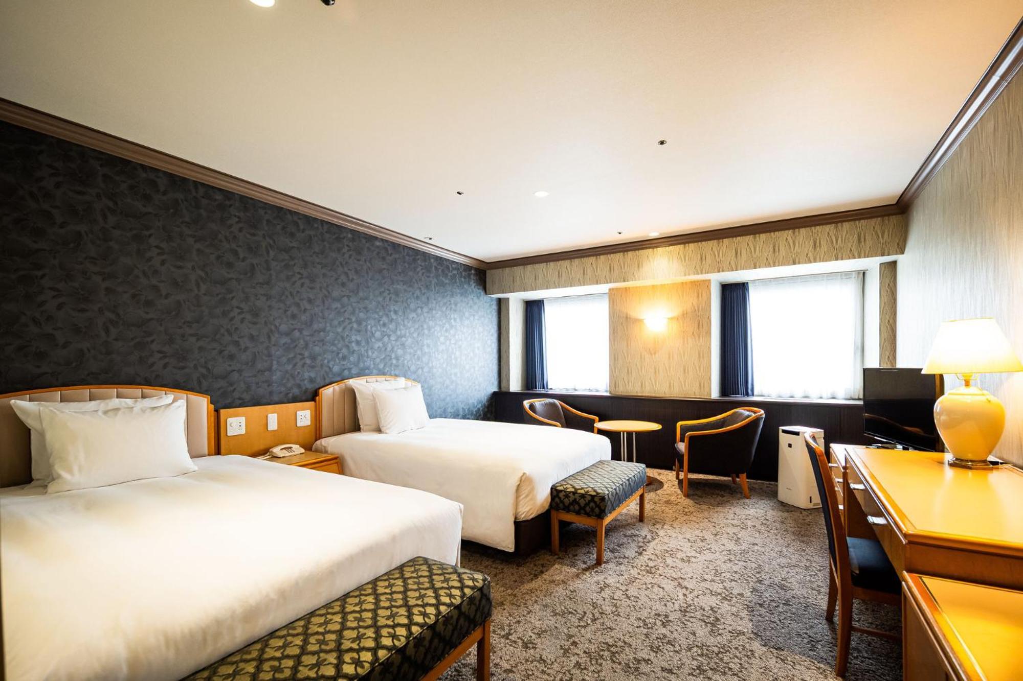 Ana Crowne Plaza Matsuyama By Ihg Hotel Екстериор снимка