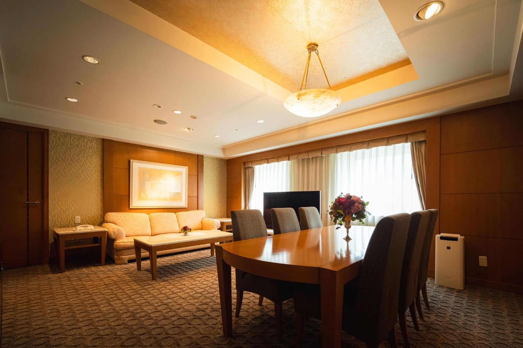 Ana Crowne Plaza Matsuyama By Ihg Hotel Екстериор снимка